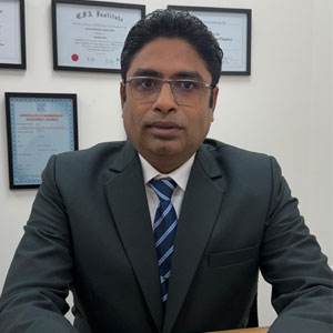 Hrushikesh Kale, CFA, CQF, FRM Managing Director, Pranamya Financial Services