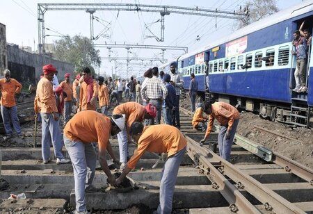 Cabinet Authorizes a Rs 2028 Cr Productivity linked Bonus for 11.72 Lakh Railway Personnel