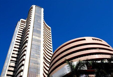 Sensex Rises Following Strong Budget, Titan and ITC Top Gainers