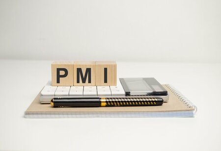 June Manufacturing PMI Hits 14 Month Peak at 58.4 on Export Surge