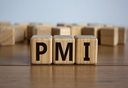 India Manufacturing PMI at 54.7 in April Slowest Growth in 4 Yrs