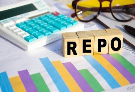 RBI Expected to Cut Rates by 25 bps on June 6 and Again in August Poll