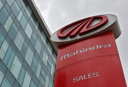 Mahindra Farm Equipment Sector Sells 38516Tractor Units in India during April 2025
