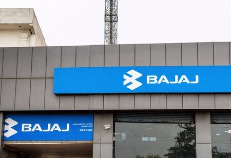 Bajaj Auto Sales Increase 20 percent in March Reaches 445377 Units
