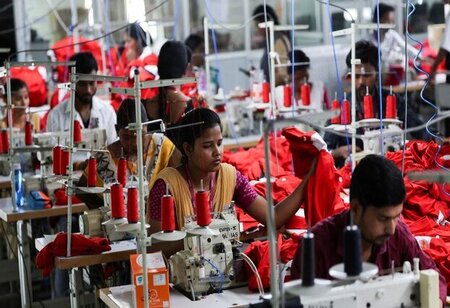 Manufacturing PMI Falls to 56.6 in November as Demand Weakens