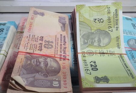 Centre Permits RBI to Print 2 Billion Polymer Notes for Field Trials
