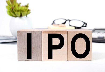 Canara HSBC Life makes flat debut at Rs 106 on BSE and NSE