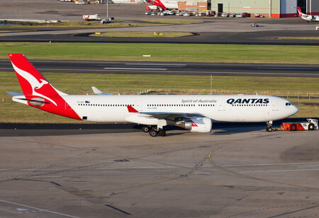 Qantas CEO Executives Lose USD 522K Pay After Major Cybersecurity Breach