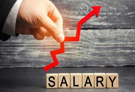 TeamLease Predicts 6.2 percent to 11.3 percent Salary Hikes Across Industries