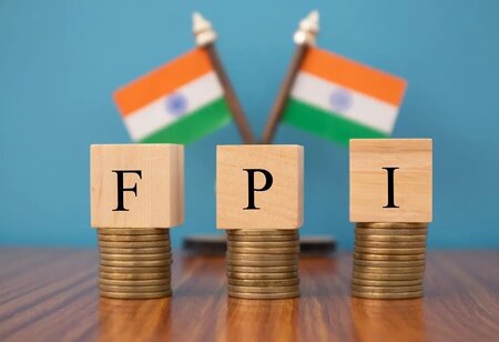 Foreign Investors Pull Out Rs 43000 Cr in the First Week of June Foreign Investors Pull Out Rs 43000 Cr in the First Week of June