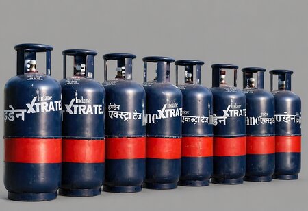 Commercial LPG Cylinder Price Jumps Nearly Rs 1000 from May 1