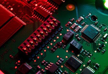 IT Ministry Seeks Cabinet Approval for Rs. 40000 Crore Electronics Package in Dec
