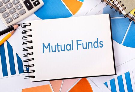 India's Equity Mutual Funds Surpass Rs 50 Lakh Cr for First Time