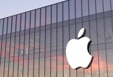 Apple Annual India Sales Cross USD 10 Billion for the First Time Apple Annual India Sales Cross USD 10 Billion for the First Time
