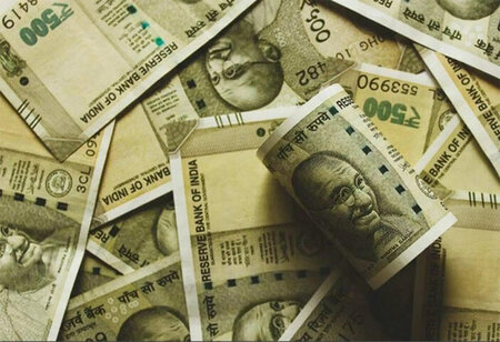RBI Unwinds Record USD 106.7 Bn Book as Rupee Nears 9th Losing Year RBI Unwinds Record USD 106.7 Bn Book as Rupee Nears 9th Losing Year