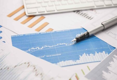 Experts Urge Diwali time Investment Review for Financial Planning